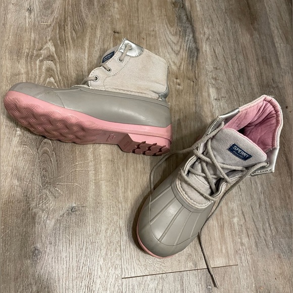 SPERRY Girl’s Port Duck Boots Link & Grey size 3M - Picture 1 of 9